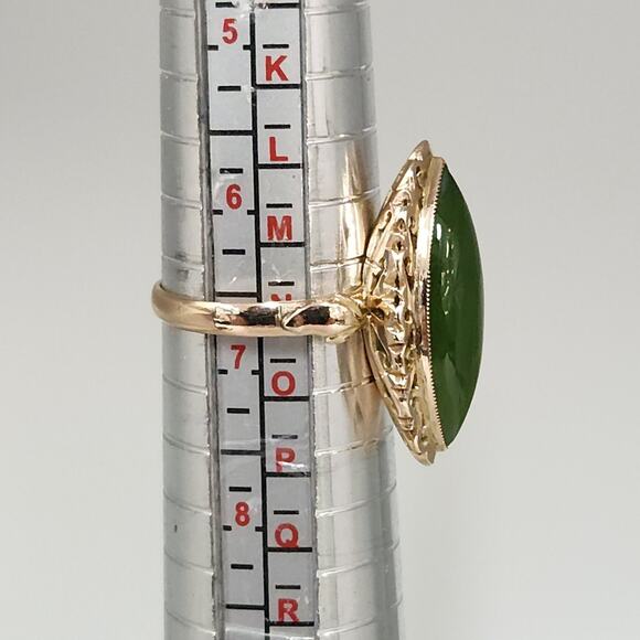 Vintage 14k Yellow Gold Natural Jade Ring Size 6.75 - Picture 3 of 6